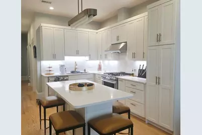 25 Bay State Rd #1, Boston, MA 02215 - Photo 6