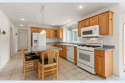 29 Hadley Road, Pepperell, MA 01463 - Photo 4