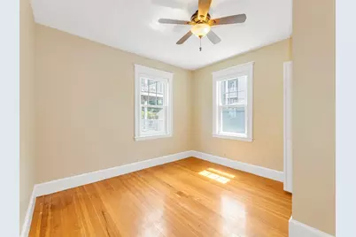 21 Bradwood St, Boston, MA 02131 - Photo 20