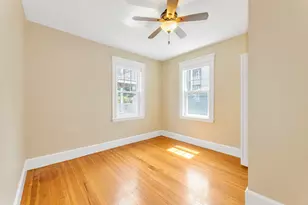 21 Bradwood St, Boston, MA 02131 - Photo 20