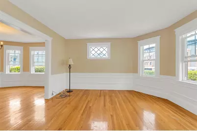 21 Bradwood St, Boston, MA 02131 - Photo 16