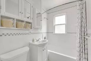 21 Bradwood St, Boston, MA 02131 - Photo 8