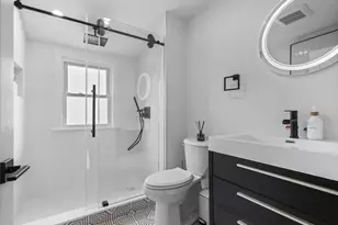 7 Dickson, Somerville, MA 02144 - Photo 10