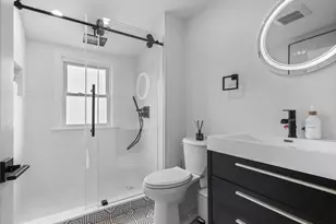 7 Dickson, Somerville, MA 02144 - Photo 10