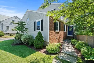 5 MacArthur Cir, Swampscott, MA 01907 - Photo 1