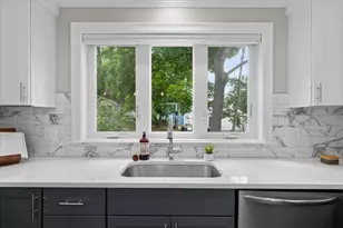 64 Garfield St, Quincy, MA 02169 - Photo 14