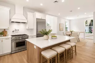 64 Pleasant St, Marblehead, MA 01945 - Photo 4