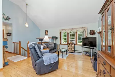 109 Hale Rd, Hubbardston, MA 01452 - Photo 18