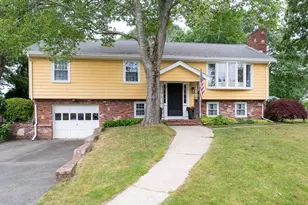 12 Brook Dr, Fairhaven, MA 02719 - Photo 1