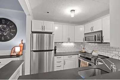 50 Rantoul St #310, Beverly, MA 01915 - Photo 10