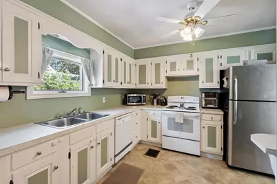 2 Williams Street, Templeton, MA 01436 - Photo 10