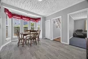 171 Bartlett St, Brockton, MA 02301 - Photo 6