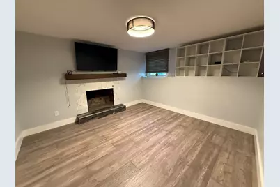25 Berkshire Dr, Winchester, MA 01890 - Photo 32
