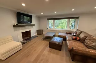 25 Berkshire Dr, Winchester, MA 01890 - Photo 12