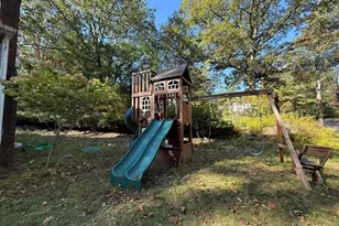 25 Berkshire Dr, Winchester, MA 01890 - Photo 36