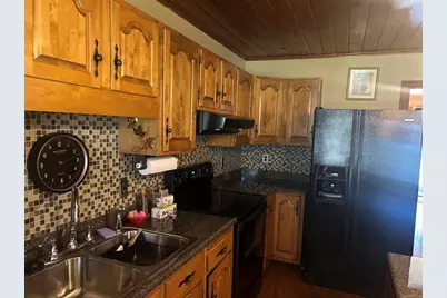 61 Catherine St, Chicopee, MA 01013 - Photo 6