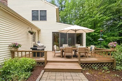 23 Banbury Dr, Westford, MA 01886 - Photo 4