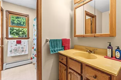 65 Plain St, Easthampton, MA 01027 - Photo 28