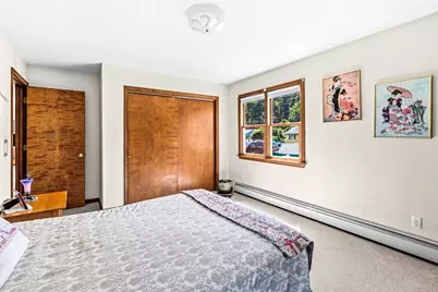 65 Plain St, Easthampton, MA 01027 - Photo 24