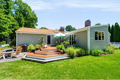 15 Fenmere Ave, Wellesley, MA 02482 - Photo 2
