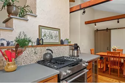 15 Fenmere Ave, Wellesley, MA 02482 - Photo 6
