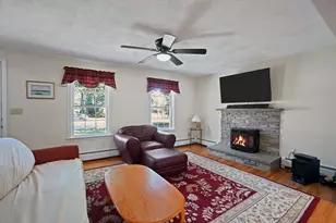 28 Sagewood Cir, Attleboro, MA 02703 - Photo 10