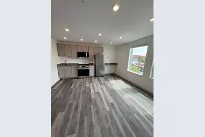 585 Essex St #817, Lynn, MA 01901 - Photo 1