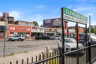 2430 Beacon St, Boston, MA 02467 - Photo 18