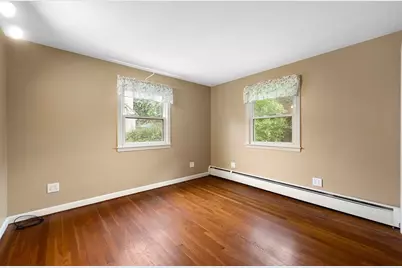11 Lyndale Rd, Worcester, MA 01606 - Photo 8