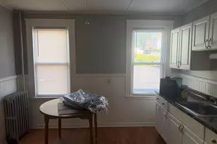 68 Pilling St, Haverhill, MA 01832 - Photo 8