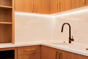 79 Park St, Brookline, MA 02446 - Photo 18