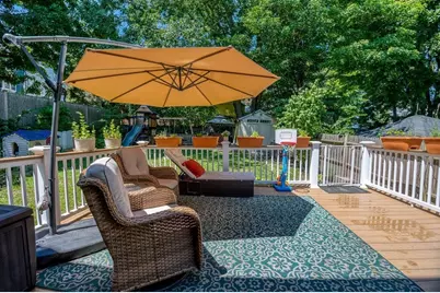 120 Brown Ave, Boston, MA 02131 - Photo 12