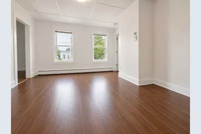 133 Chesnut St #6, Lynn, MA 01901 - Photo 2