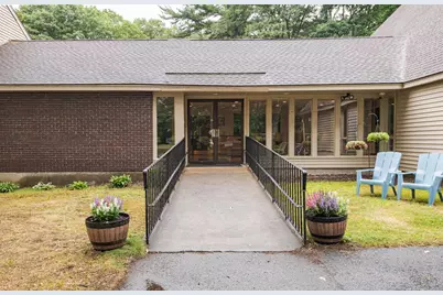 33 Lake Street, Peabody, MA 01960 - Photo 6