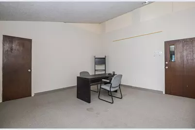 33 Lake Street, Peabody, MA 01960 - Photo 8
