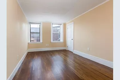 394 Riverway #12, Boston, MA 02115 - Photo 10