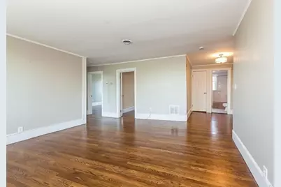394 Riverway #12, Boston, MA 02115 - Photo 2