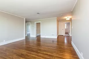 394 Riverway, Boston, MA 02115 - Photo 2
