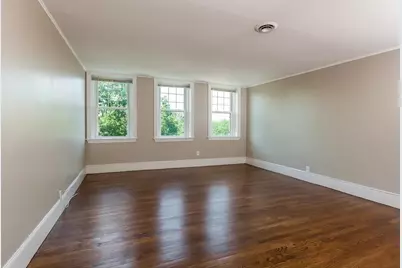 394 Riverway #12, Boston, MA 02115 - Photo 4