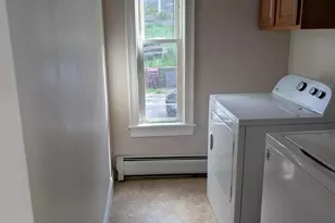 26 Gallup St, North Adams, MA 01247 - Photo 10