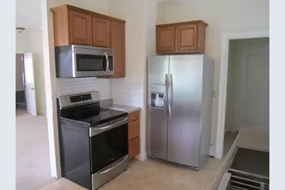 26 Gallup St #B, North Adams, MA 01247 - Photo 4