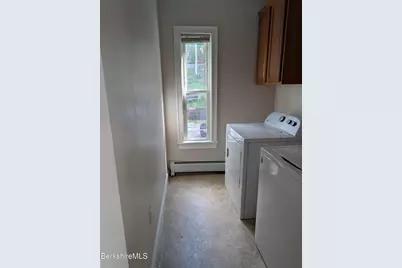 26 Gallup St #B, North Adams, MA 01247 - Photo 10