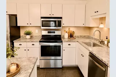 356 Neponset St #L, Canton, MA 02021 - Photo 4