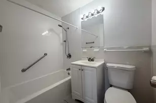 1000 Governors Dr, Winthrop, MA 02152 - Photo 8