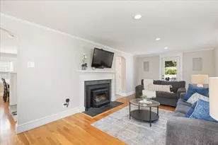 15 William St, North Andover, MA 01845 - Photo 8