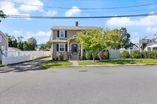 15 William St, North Andover, MA 01845 - Photo 4