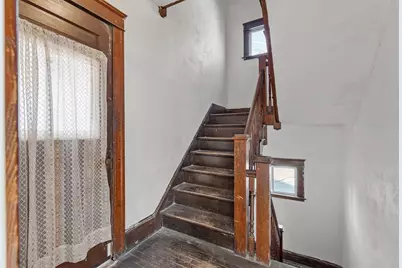 35 Arthur St #2&3, Worcester, MA 01604 - Photo 4