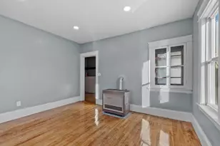35 Arthur St, Worcester, MA 01604 - Photo 10