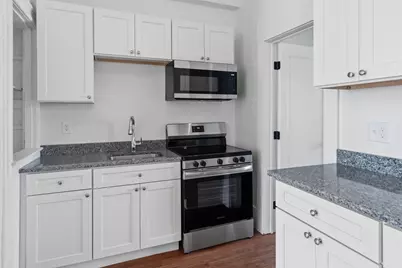 105 High St #3D, Holyoke, MA 01040 - Photo 4