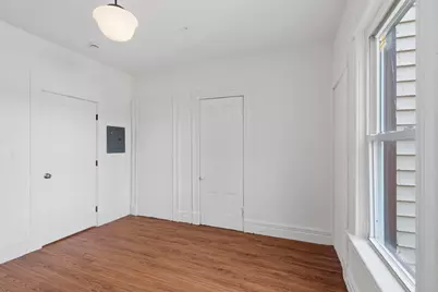 105 High St #3D, Holyoke, MA 01040 - Photo 6